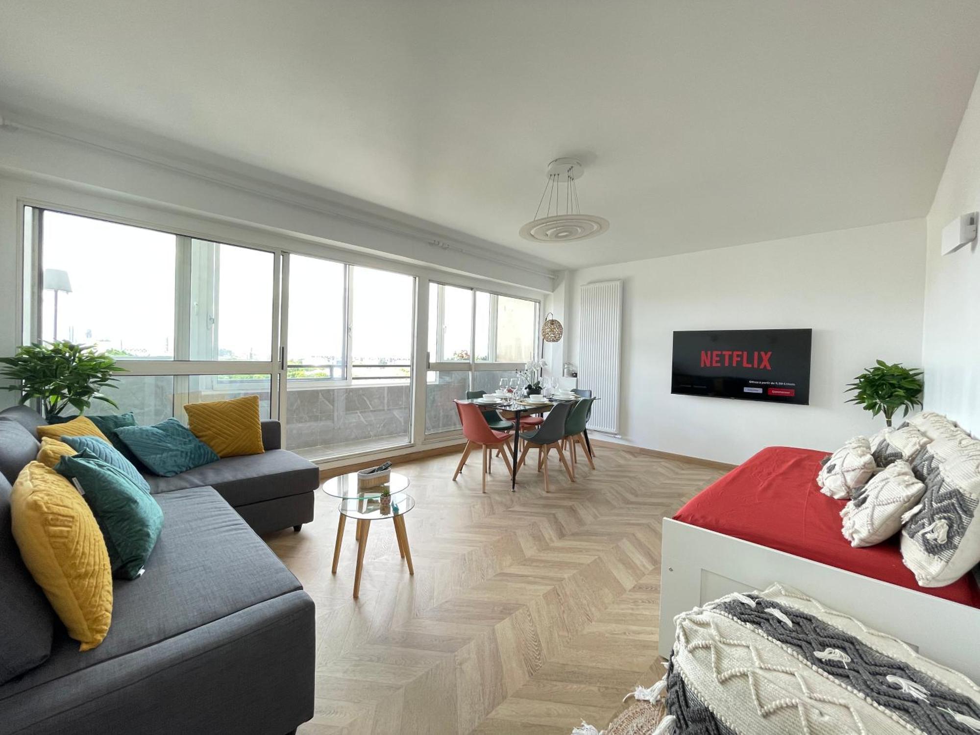 Paris Pantin Magnifique Appartement 4 Pieces De 108M2 Avec 2 Parking Interieur - Tres Cosy Pour 1 A 12 Personnes - Entierement Refait A Neuf Entire Apartment Luxurious And Warm - Pantin Paris 19 Eme Free Wifi Gratuit Exterior photo