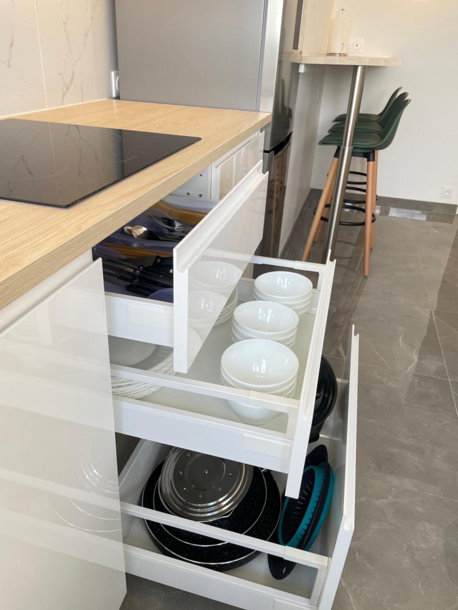 Paris Pantin Magnifique Appartement 4 Pieces De 108M2 Avec 2 Parking Interieur - Tres Cosy Pour 1 A 12 Personnes - Entierement Refait A Neuf Entire Apartment Luxurious And Warm - Pantin Paris 19 Eme Free Wifi Gratuit Exterior photo