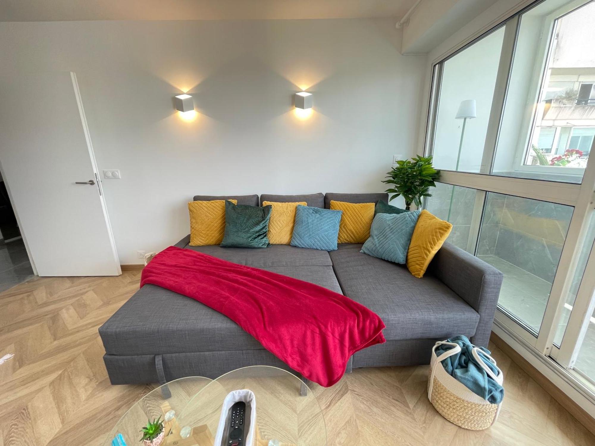 Paris Pantin Magnifique Appartement 4 Pieces De 108M2 Avec 2 Parking Interieur - Tres Cosy Pour 1 A 12 Personnes - Entierement Refait A Neuf Entire Apartment Luxurious And Warm - Pantin Paris 19 Eme Free Wifi Gratuit Exterior photo
