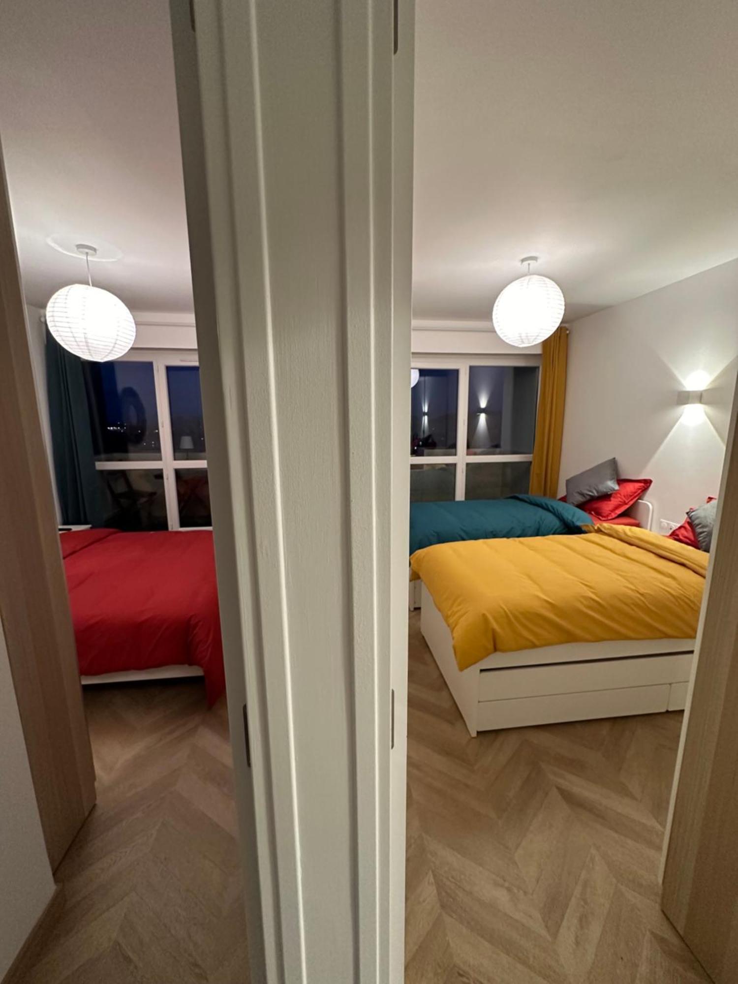 Paris Pantin Magnifique Appartement 4 Pieces De 108M2 Avec 2 Parking Interieur - Tres Cosy Pour 1 A 12 Personnes - Entierement Refait A Neuf Entire Apartment Luxurious And Warm - Pantin Paris 19 Eme Free Wifi Gratuit Exterior photo