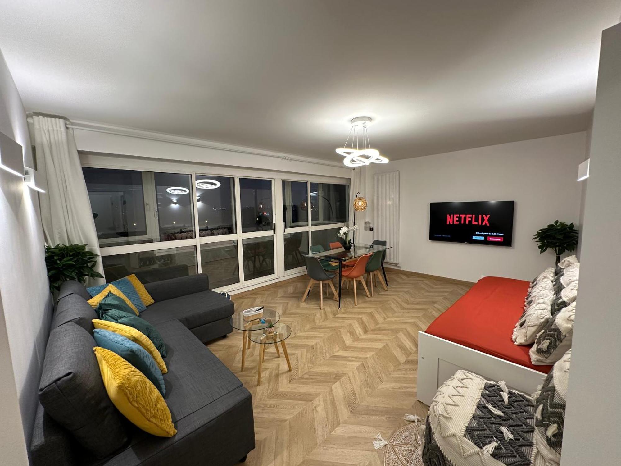 Paris Pantin Magnifique Appartement 4 Pieces De 108M2 Avec 2 Parking Interieur - Tres Cosy Pour 1 A 12 Personnes - Entierement Refait A Neuf Entire Apartment Luxurious And Warm - Pantin Paris 19 Eme Free Wifi Gratuit Exterior photo